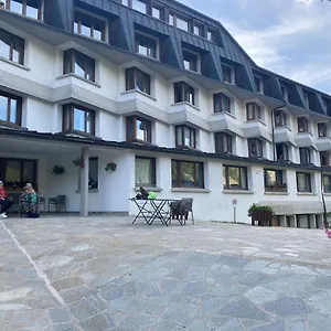 Foemina , Faidello Italia