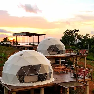 domescape-glamping.comcaribbean.com/